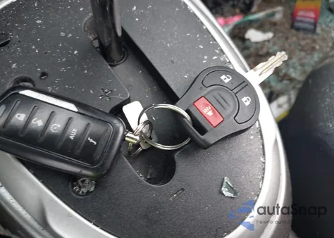 2014 Nissan Juke S z USA, uszkodzony, nr VIN JN8AF5MR5ET356608